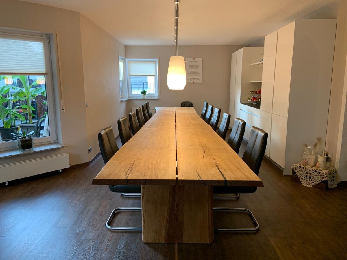 tischplatte-eiche-massiv-geoelt-nach-mass-mit-baumkante (2)